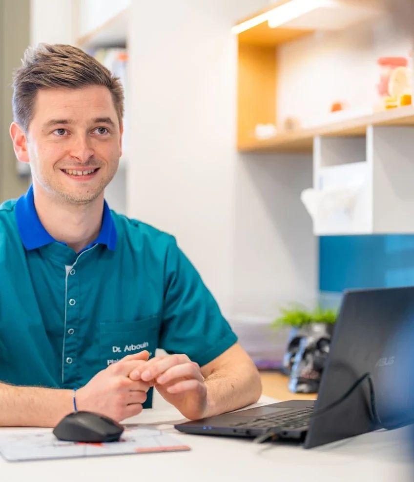 Dr Guillaume Arbouin en consultation au cabinet Plaisir de Sourire à Aiffres près de Niort